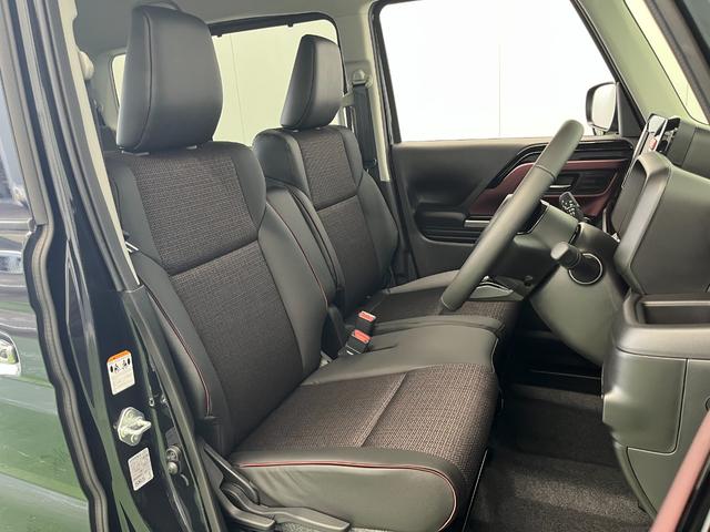 スペーシアカスタム ハイブリッドＸＳ　４ＷＤ　届出済未使用車　両側電動スライドドア　アダプティブクルコン　レーンキープ　ハーフレザーシート　シートヒーター　アイドリングストップ　ステアリングヒーター　寒冷地仕様　盗難防止装置　オートＬＥＤ（10枚目）