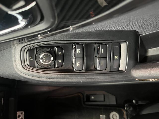 ＸＶ ２．０ｉ－Ｓ　アイサイト　４ＷＤ　Ｂモニター　ＥＴＣ２．０　社外メモリナビ　Ｂｌｕｅｔｏｏｔｈ　ＣＤ　ＤＶＤ　フルセグＴＶ　Ａクルコン　レーンキープ　アイドリングストップ　衝突軽減Ｂ　電動Ｐシート　フォグ　オートＬＥＤ（35枚目）