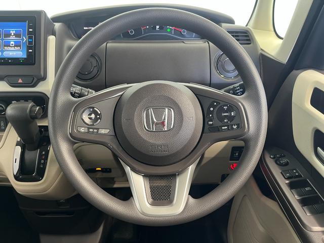 Ｎ－ＢＯＸ Ｇ・Ｌホンダセンシング　４ＷＤ　左側電動スライドドア　クルコン　バックモニター　ＥＴＣ　純正メモリナビ　Ｂｌｕｅｔｏｏｔｈ　ＵＳＢ　ＣＤ　ＤＶＤ　フルセグＴＶ　シートヒーター　チップアップシート　オートライト（15枚目）