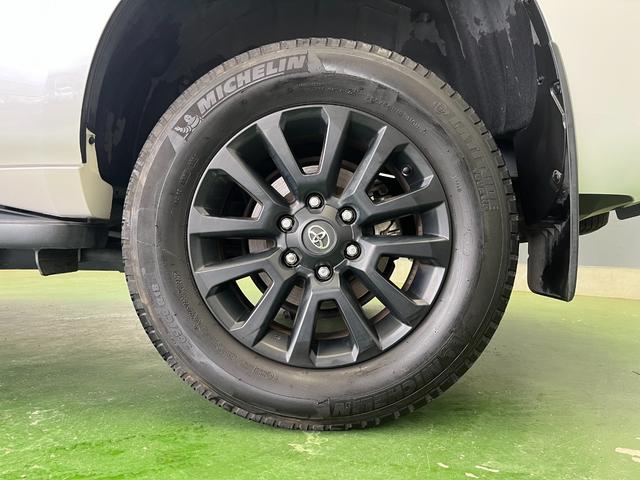 ランドクルーザープラド TX Lパッケージ マットブラックエディション 4WD サンルーフ ルーフレール 全方位モニター ETC2.0 純正メモリナビ Bluetooth USB Aクルコン 本革 Sヒーター Sクーラー スマートキー フォグ オートLEDライト(58枚目)