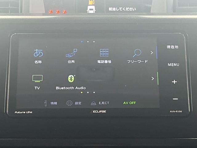 社外メモリナビ（ＡＶＮ−Ｒ１０Ｗ）を装着しています。Ｂｌｕｅｔｏｏｔｈ（ブルートゥース）・ＵＳＢ接続／ＣＤ・ＤＶＤ再生／フルセグ視聴など使用できます。