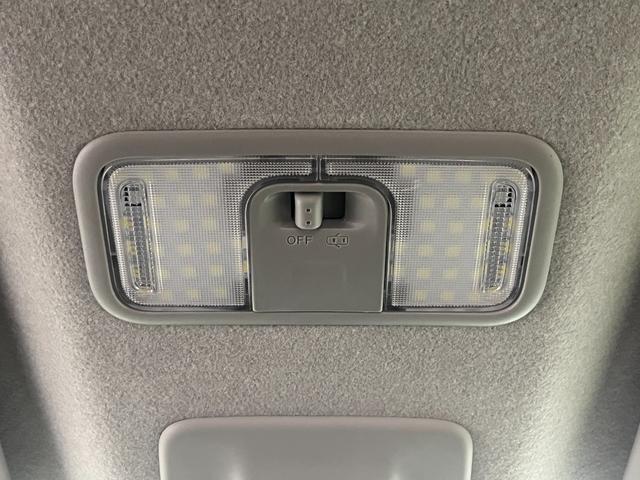 フロントルームランプ