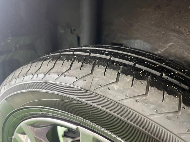 後ろ右タイヤ溝