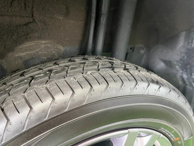 後ろ左タイヤ溝