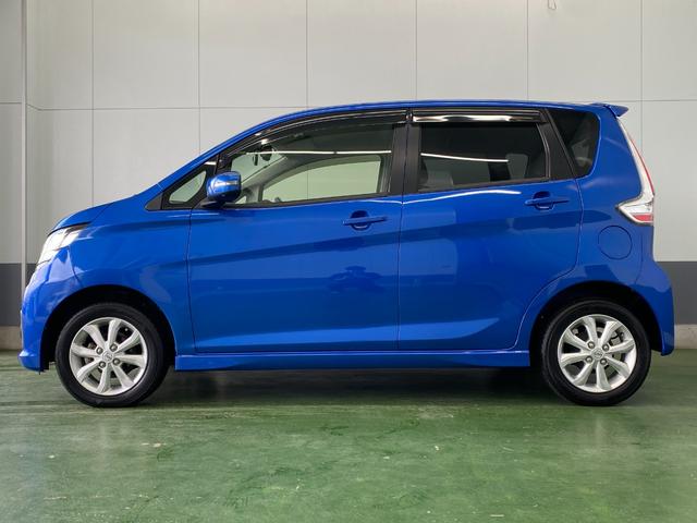 デイズ ハイウェイスター　Ｘ　４ＷＤ　全方位モニター　純正ＳＤナビ　Ｂｌｕｅｔｏｏｔｈ　ＣＤ　ＤＶＤ　フルセグＴＶ　シートヒーター　アイドリングストップ　衝突軽減ブレーキ　寒冷地仕様　盗難防止装置　フォグ　オートＨＩＤ（9枚目）