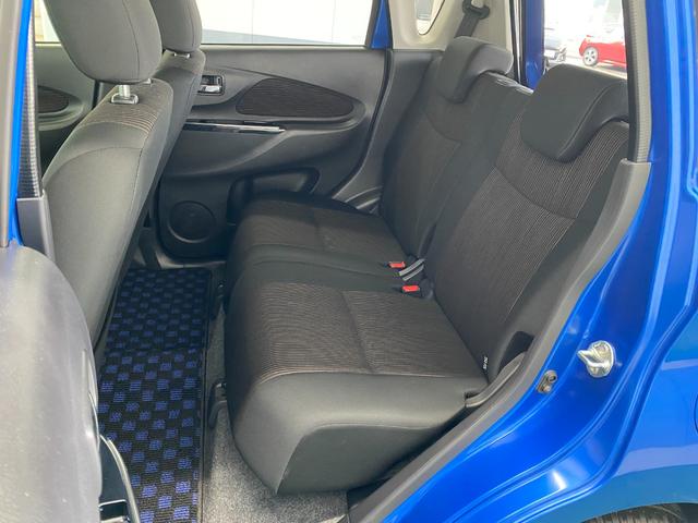 デイズ ハイウェイスター　Ｘ　４ＷＤ　全方位モニター　純正ＳＤナビ　Ｂｌｕｅｔｏｏｔｈ　ＣＤ　ＤＶＤ　フルセグＴＶ　シートヒーター　アイドリングストップ　衝突軽減ブレーキ　寒冷地仕様　盗難防止装置　フォグ　オートＨＩＤ（13枚目）