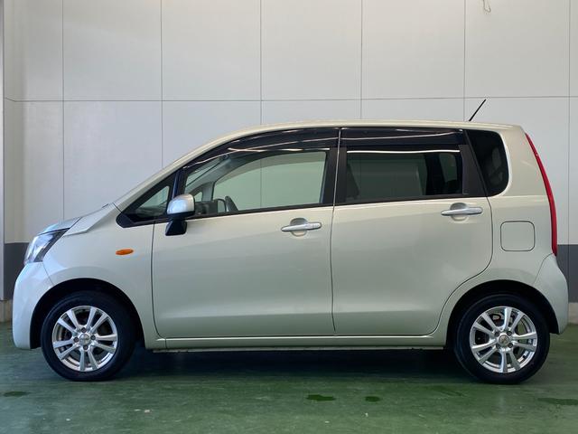 ムーヴ L SA 4WD CDプレイヤー AUX接続 キーレス アイドリングストップ 衝突軽減ブレーキ 社外14インチアルミホイール 盗難防止装置 エアコン パワーウィンドウ 電動格納ドアミラー(9枚目)