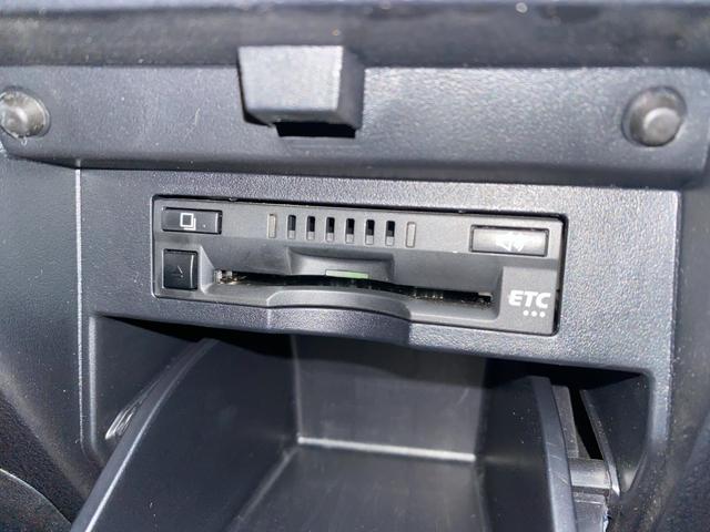 ヴェルファイア 2.5X 4WD 3列 両電スラ 後席モニター ETC 社外SDナビ Bluetooth CD DVD フルセグTV クルコン スマートキー Aストップ ウォークスルー フルフラット フォグ オートLED(23枚目)