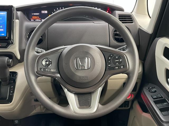 Ｎ－ＢＯＸ Ｇ・Ｌホンダセンシング　４ＷＤ　バックモニター　左側電動スライドドア　ＥＴＣ　社外ＳＤナビ　Ｂｌｕｅｔｏｏｔｈ　ＣＤ　ＤＶＤ　フルセグＴＶ　ＥＣＯＮ　クルコン　レーンキープ　ベンチシート　シートヒーター　オートＬＥＤ（16枚目）