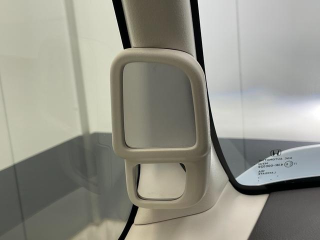Ｎ－ＢＯＸ Ｇ・Ｌホンダセンシング　４ＷＤ　バックモニター　左側電動スライドドア　ＥＴＣ　社外ＳＤナビ　Ｂｌｕｅｔｏｏｔｈ　ＣＤ　ＤＶＤ　フルセグＴＶ　ＥＣＯＮ　クルコン　レーンキープ　ベンチシート　シートヒーター　オートＬＥＤ（44枚目）