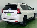ランドクルーザープラド TX Lパッケージ マットブラックエディション 4WD サンルーフ ルーフレール 全方位モニター ETC2.0 純正メモリナビ Bluetooth USB Aクルコン 本革 Sヒーター Sクーラー スマートキー フォグ オートLEDライト(6枚目)