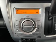 気温に合わせて直感的に操作することで、車内をいつでも快適に保てます。 5