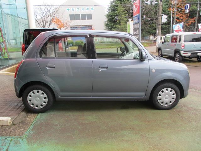 ミラジーノ Ｌ　走行５９０００キロ　車検９年１１月　キーレスエントリー　Ｗエアバック　純正ＣＤチューナー（6枚目）