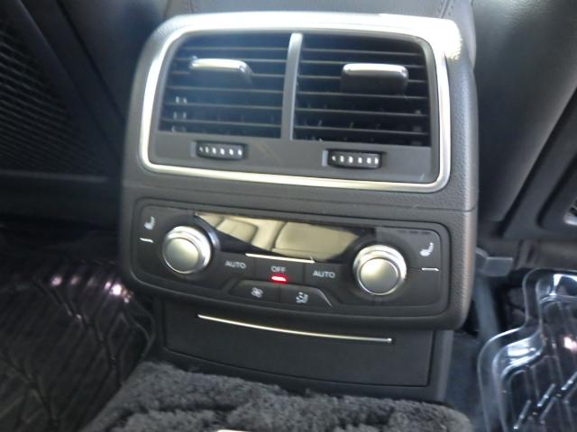 Ａ６オールロードクワトロ ベースグレード　４ＷＤ　サンルーフ　レザーシート　ＨＤＤナビ　オートエアコン　パワーシート　クルーズコントロール　カーテンエアバッグ　　ＢＯＳＥサウンド（35枚目）