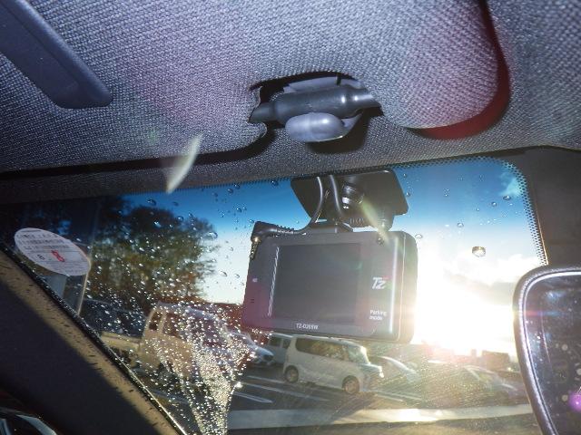 クラウンハイブリッド Ｓ　セーフティパッケージプラス　ローダウン（純正サスあり）　ナビ　ＥＴＣ車載器　バックガイドモニター　アクティブクルーズ　電動シート　シートヒータ　スマートキー（9枚目）