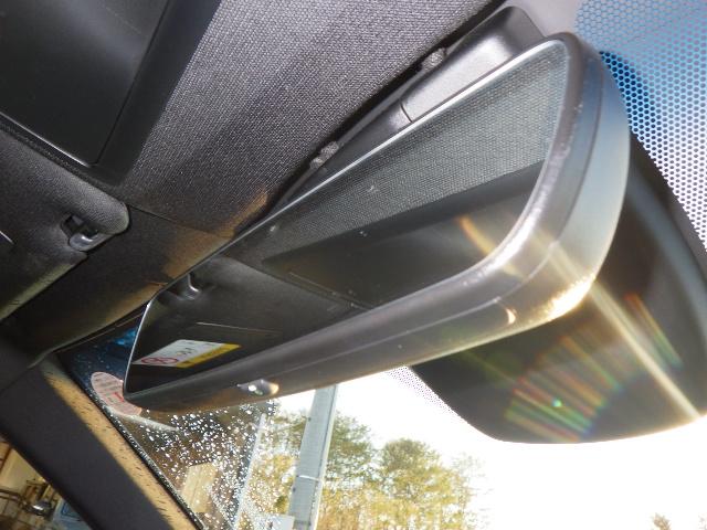 クラウンハイブリッド Ｓ　セーフティパッケージプラス　ローダウン（純正サスあり）　ナビ　ＥＴＣ車載器　バックガイドモニター　アクティブクルーズ　電動シート　シートヒータ　スマートキー（11枚目）