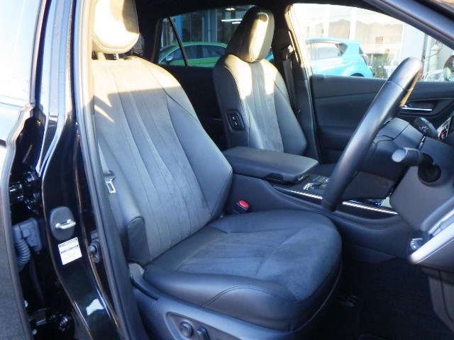 クラウンハイブリッド Ｓ　セーフティパッケージプラス　ローダウン（純正サスあり）　ナビ　ＥＴＣ車載器　バックガイドモニター　アクティブクルーズ　電動シート　シートヒータ　スマートキー（33枚目）