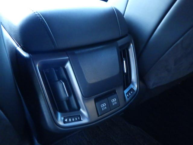 クラウンハイブリッド Ｓ　セーフティパッケージプラス　ローダウン（純正サスあり）　ナビ　ＥＴＣ車載器　バックガイドモニター　アクティブクルーズ　電動シート　シートヒータ　スマートキー（40枚目）