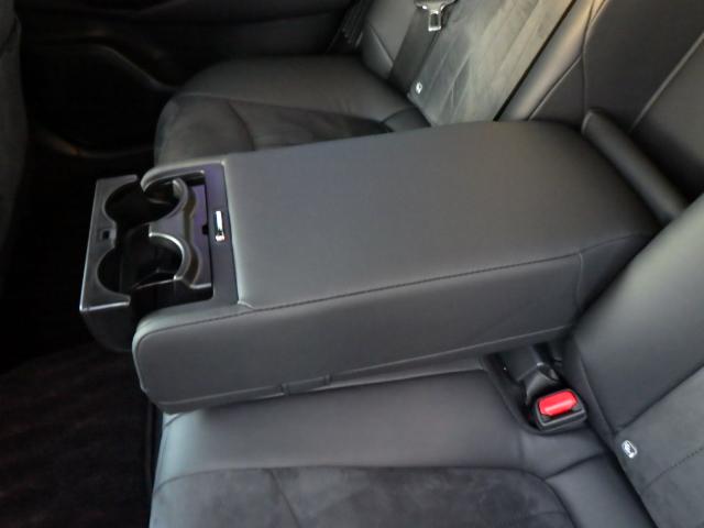 クラウンハイブリッド Ｓ　セーフティパッケージプラス　ローダウン（純正サスあり）　ナビ　ＥＴＣ車載器　バックガイドモニター　アクティブクルーズ　電動シート　シートヒータ　スマートキー（42枚目）