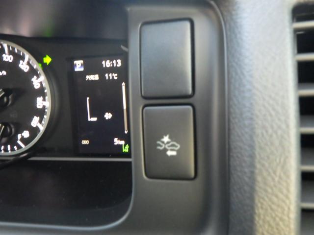 ハイエースバン ＤＸ　ＧＬパッケージ　登録済み未使用車　オーディオレス　ＬＥＤヘッドランプ　ＰＶＭ　デジタルインナーミラー　リヤクーラー＆ヒーター　両側イージークローザー　６人乗り（15枚目）