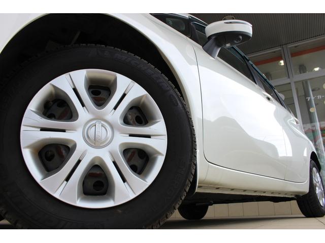 X DIG-S Vセレクション+セーフティ アラウンドビューモニター セーフティーパッケージ 衝突被害軽減ブレーキ アイドリングストップ CDオーディオ パワーウィンドウ スマートキー 横滑り防止装置 オートエアコン 純正ホイールキャップ(19枚目)