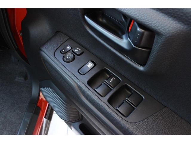 ハイブリッドG 4WD 届出済未使用車 マイルドハイブリッド 衝突被害軽減ブレーキ スマートキー アイドリングストップ クルーズコントロール シートヒーター 4WDシステム 車線逸脱警報機能 横滑り防止装置(13枚目)