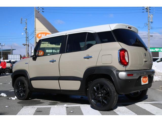 ハイブリッドMZ 登録済未使用車 4WD LEDヘッドライト 衝突被害軽減ブレーキ アイドリングストップ クルーズコントロール スマートキー シートヒーター ヒルディセントコントロール オートライト アルミホイール(3枚目)