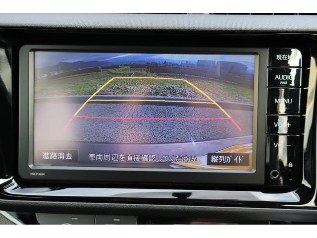 アクア Ｓ　純正ナビ　バックモニター　ＴＶ　スマートキー　プッシュスタート　オートライト　電動格納ミラー　オートライト　ＣＶＴ　衝突安全ボディ　ＡＢＳ　ＥＳＣ　ＣＤ　Ｂｌｕｅｔｏｏｔｈ（7枚目）