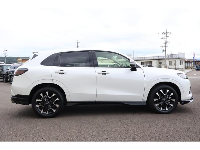 ZR-V e:HEV Z 4WD 本革シート 全周囲カメラ クリアランスソナー オートクルーズコントロール レーンアシスト パワーシート 衝突被害軽減システム ナビ TV オートライト LEDヘッドランプ アルミホイール(15枚目)