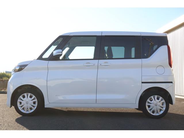 ルークス Ｘ　レンタカーアップ　４ＷＤ　ＥＴＣ　全周囲カメラ　両側スライド・片側電動　ナビ　クリアランスソナー　オートライト　スマートキー　アイドリングストップ　シートヒーター　ベンチシート　ＣＶＴ（16枚目）