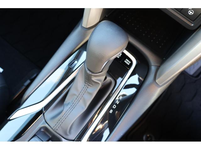 カローラクロス ハイブリッド Z 4WD 全周囲カメラ オートクルーズコントロール レーンアシスト パワーシート パークアシスト 衝突被害軽減システム ナビ TV オートマチックハイビーム オートライト LEDヘッドランプ(25枚目)