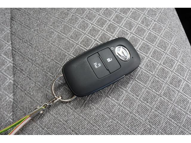 タント X 4WD 両側スライド・片側電動 クリアランスソナー 衝突被害軽減システム オートライト LEDヘッドランプ スマートキー アイドリングストップ 電動格納ミラー シートヒーター ベンチシート CVT(11枚目)