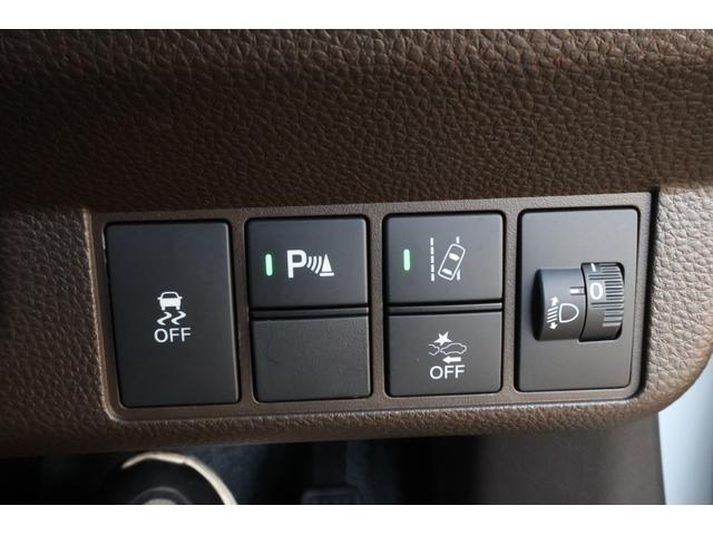 N-WGN L 届出済未使用車 4WD クリアランスソナー オートクルーズコントロール レーンアシスト 衝突被害軽減システム オートライト スマートキー アイドリングストップ 電動格納ミラー シートヒーター(10枚目)