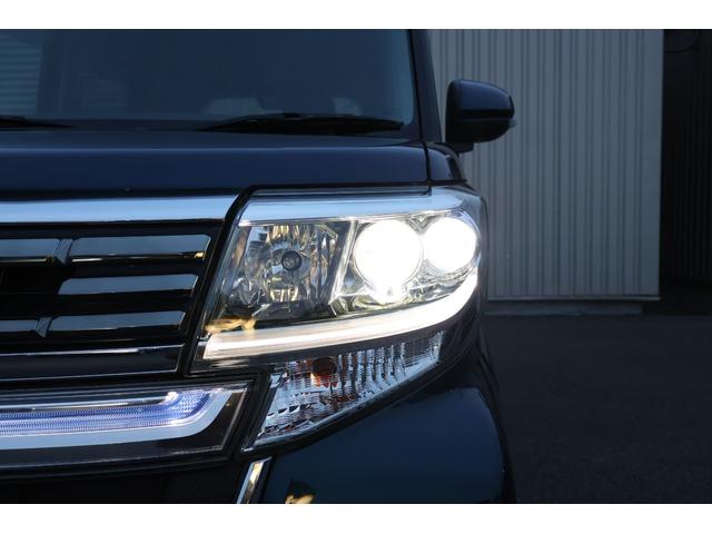 タント カスタムRS トップエディションVS SAIII ターボ ハーフレザー 4WD ETC 全周囲カメラ 両側電動スライドドア ナビ TV クリアランスソナー 衝突被害軽減システム オートマチックハイビーム オートライト LEDヘッドランプ スマートキー(27枚目)