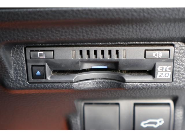 カローラクロス ハイブリッド Z ワンオーナー 4WD バックカメラ オートクルーズコントロール レーンアシスト パワーシート 衝突被害軽減システム ナビ TV オートマチックハイビーム オートライト LEDヘッドランプ(8枚目)