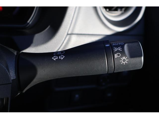 ノート X FOUR 4WD 全周囲カメラ ナビ TV クリアランスソナー レーンアシスト 衝突被害軽減システム オートライト スマートキー 電動格納ミラー CVT 盗難防止システム 衝突安全ボディ ABS ESC CD(5枚目)