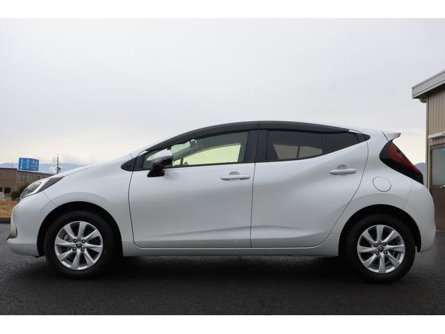 アクア Ｚ　４ＷＤ　全周囲カメラ　ナビ　クリアランスソナー　オートクルーズコントロール　レーンアシスト　パークアシスト　衝突被害軽減システム　アルミホイール　オートマチックハイビーム　オートライト（16枚目）