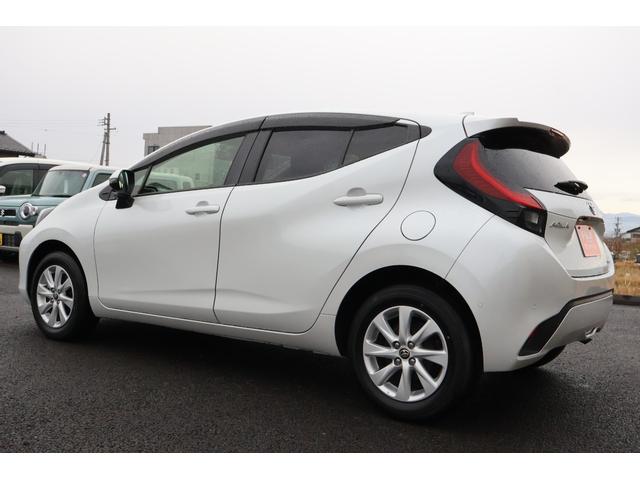 アクア Ｚ　４ＷＤ　全周囲カメラ　ナビ　クリアランスソナー　オートクルーズコントロール　レーンアシスト　パークアシスト　衝突被害軽減システム　アルミホイール　オートマチックハイビーム　オートライト（17枚目）