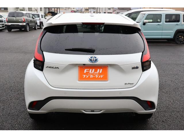 アクア Ｚ　４ＷＤ　全周囲カメラ　ナビ　クリアランスソナー　オートクルーズコントロール　レーンアシスト　パークアシスト　衝突被害軽減システム　アルミホイール　オートマチックハイビーム　オートライト（18枚目）