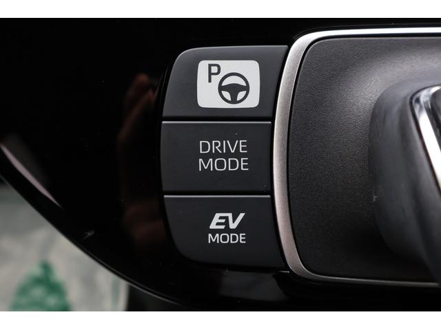 アクア Ｚ　４ＷＤ　全周囲カメラ　ナビ　クリアランスソナー　オートクルーズコントロール　レーンアシスト　パークアシスト　衝突被害軽減システム　アルミホイール　オートマチックハイビーム　オートライト（32枚目）