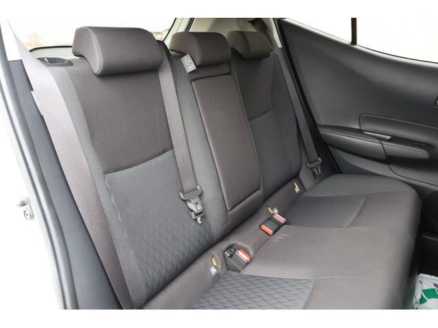 アクア Ｚ　４ＷＤ　全周囲カメラ　ナビ　クリアランスソナー　オートクルーズコントロール　レーンアシスト　パークアシスト　衝突被害軽減システム　アルミホイール　オートマチックハイビーム　オートライト（35枚目）