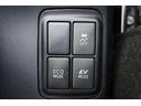 Ｓ　純正ナビ　バックモニター　ＴＶ　スマートキー　プッシュスタート　オートライト　電動格納ミラー　オートライト　ＣＶＴ　衝突安全ボディ　ＡＢＳ　ＥＳＣ　ＣＤ　Ｂｌｕｅｔｏｏｔｈ（12枚目）