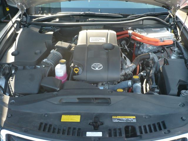 クラウンハイブリッド ロイヤルサルーン　ナビＴＶ　Ｒカメラ　ドラレコ　クリアランスソナー　ＥＴＣ　ＨＩＤ（9枚目）