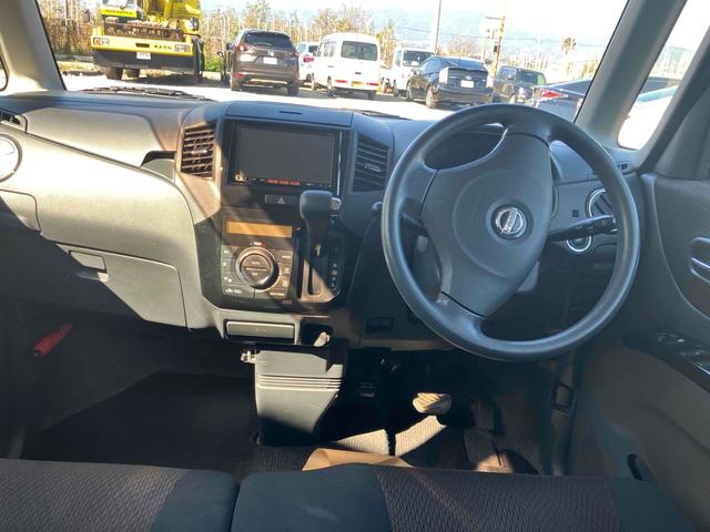 ルークス ハイウェイスター　ＥＴＣ　両側スライド・片側電動　ナビ　オートライト　スマートキー　電動格納ミラー　ベンチシート　ＣＶＴ　アルミホイール　エアコン（2枚目）