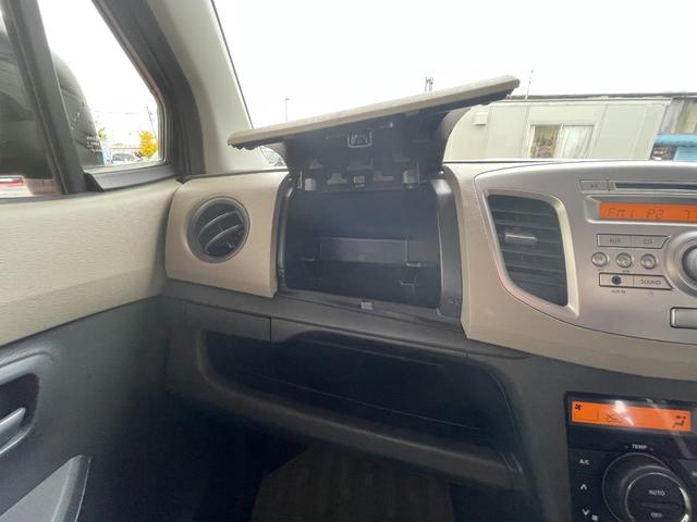 ワゴンR FX 関東仕入/5速マニュアル/オートエアコン/CD再生/FM・AMラジオ(13枚目)