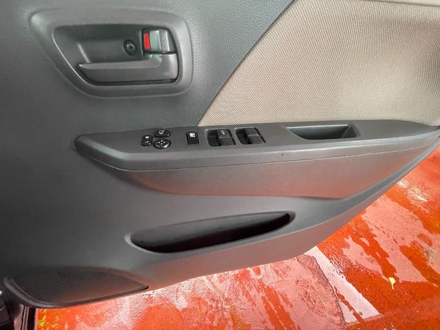 ワゴンR FX 関東仕入/5速マニュアル/オートエアコン/CD再生/FM・AMラジオ(15枚目)