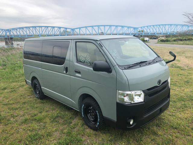 ロングＤＸ　ＧＬパッケージ　カスタムペイント　アーヴァンカーキ　車中泊仕様　天然木仕様　ライトキャンパー　室内ウッド仕様　オリジナル全塗装　ＶＡＮＬＩＦＥ　マッドタイヤ(14枚目)