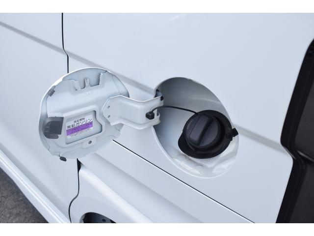 N-BOXカスタム L ユーザー買取 4WD 9インチプレミアムインターナビ Bluetoothオーディオ フルセグ バックカメラ ETC クルーズコントロール 電動スライドドア スマートキー(予備有)ワンオーナー(15枚目)