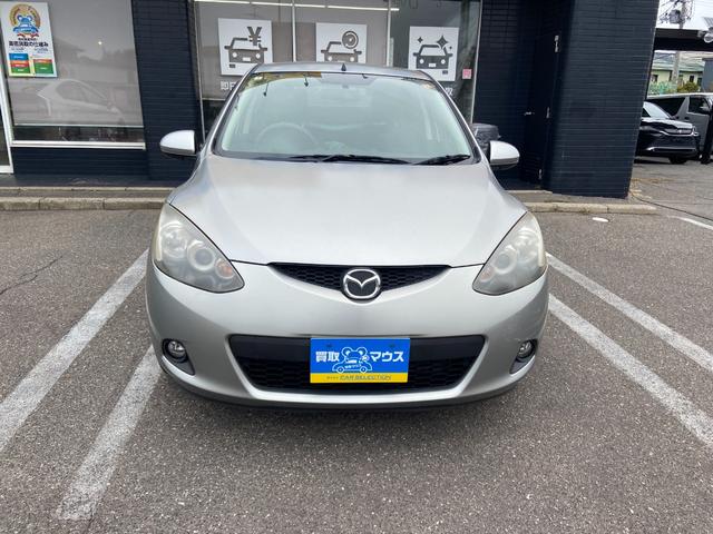 デミオ 13C-V HIDエディション 1オーナー☆キーレスエントリー☆ナビ☆地デジ☆HIDライト☆オートエアコン☆ビルトインETC☆CD☆(8枚目)