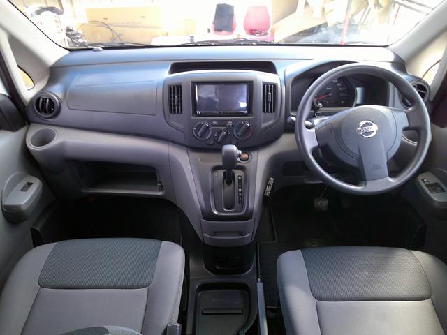 ＮＶ２００バネットバン ＤＸ　禁煙車　テルッツオキャリア　パワーウィンドウ　ケンウッドナビ　前後ドラレコ　キーレスキー　最大積載量６００ＫＧ（10枚目）